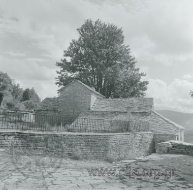 Ναός Αγίου Μηνά στο Μονοδένδρι.