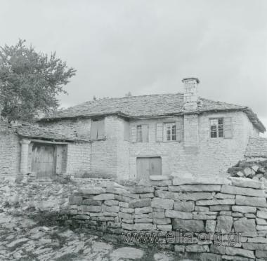 Ναός Αγίου Μηνά στο Μονοδένδρι.