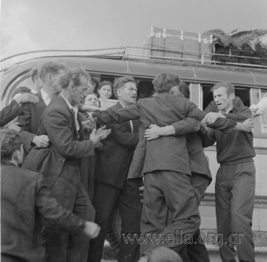 Σαρακατσάνικος γάμος. Στο κονάκι της νύφης.  Ο 