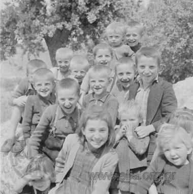 Σαρακατσάνικος γάμος.Τα παιδιά.