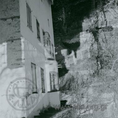 Μακρυνίτσα, κατοικία.