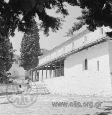 Μακρυνίτσα, ο ναός της Κοιμήσεως της Θεοτόκου.