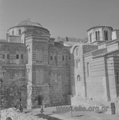Μονή Οσίου Λουκά.