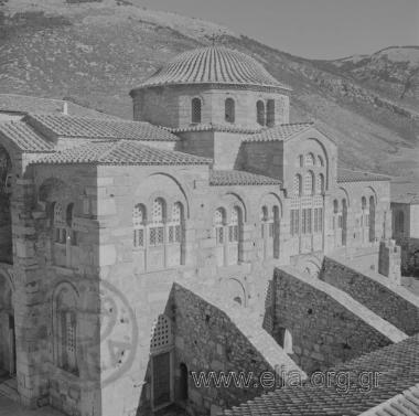 Μονή Οσίου Λουκά.