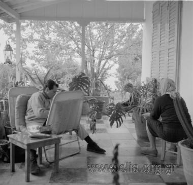 Η Λιάνα Ποζάρει