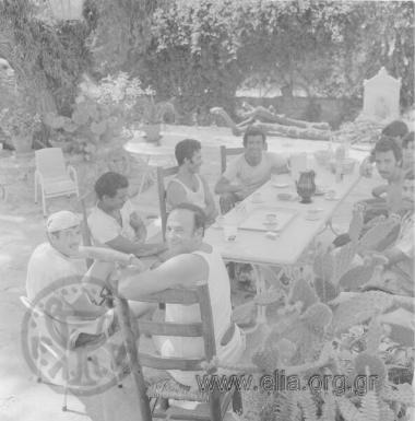 Στο σπίτι της οικογένειας Δημήτρη Παπαδήμου.