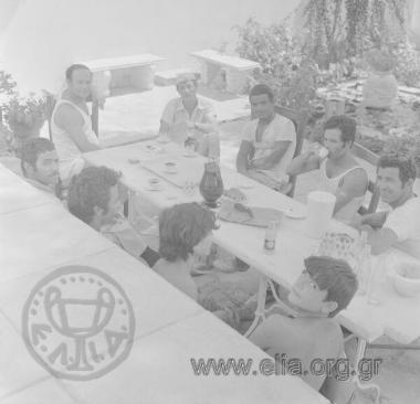 Στο σπίτι της οικογένειας Δημήτρη Παπαδήμου.