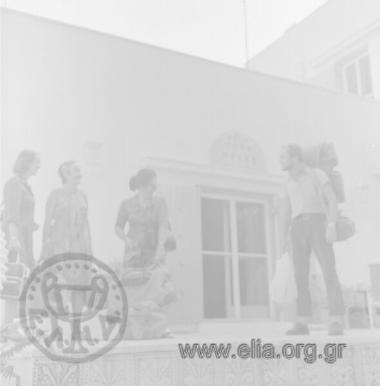 Στο σπίτι της οικογένειας Δημήτρη Παπαδήμου.