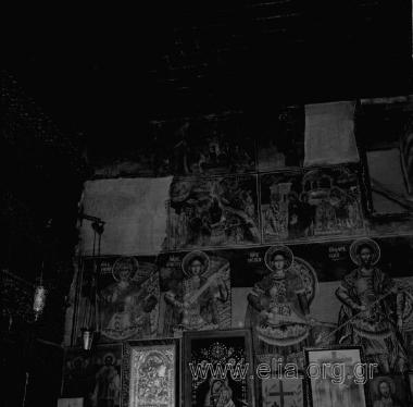 Ναός Αγίου Μηνά: στρατιωτικοί Άγιοι.