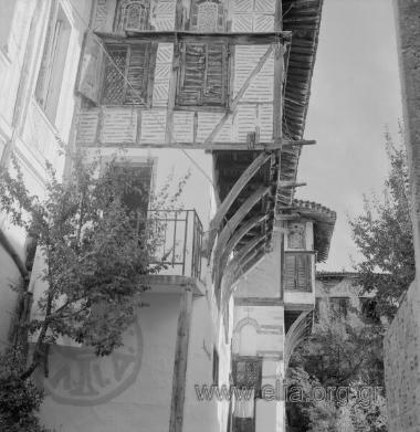 Αρχοντικό Νερατζόπουλου-Σαχίνη.