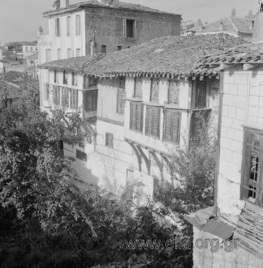 Αρχοντικό Νερατζόπουλου-Σαχίνη.