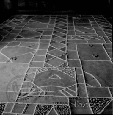 Δάπεδο στο ναό Κοιμήσεως της Θεοτόκου.
