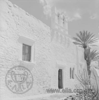 Ο ναός της Κοιμήσεως της Θεοτόκου.