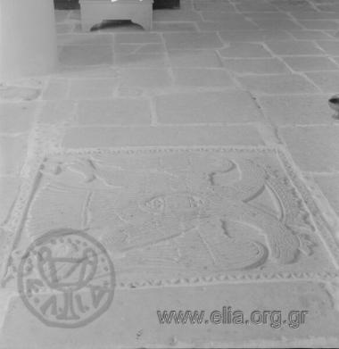 Ο ναός του Αγίου Στεφάνου στο κοιμητήριο του Κάστρου.