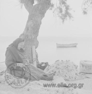 Λίμνη Ευβοίας, το μπάλωμα των διχτυών.