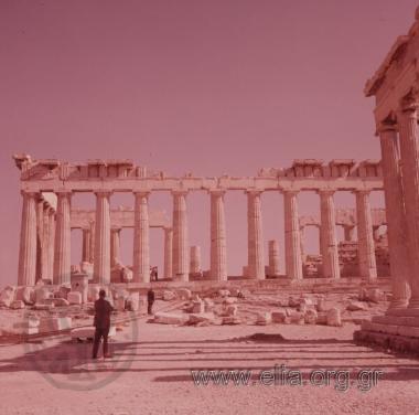 Ακρόπολη, Παρθενώνας. Η βόρεια κιονοστοιχία.