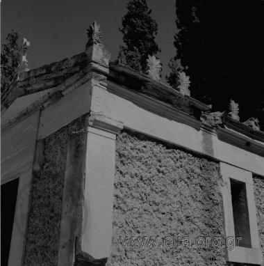 Α' Νεκροταφείο, το ταφικό μνημείο της οικογένειας Γ. Στασινοπούλου, λεπτομέρεια.