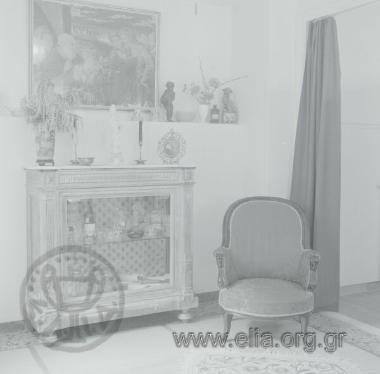 Στο σπίτι του Κώστα Ταχτσή.