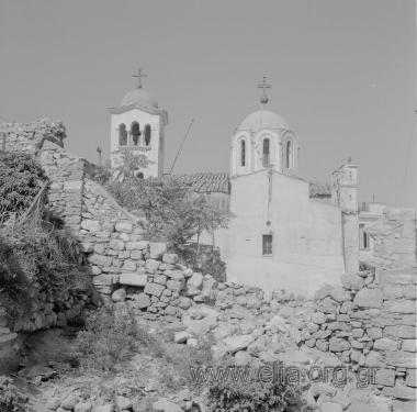 Πλάκα, ο Άγιος Νικόλαος Ραγκαβάς.