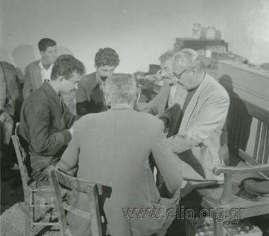 Τάβλι στο καφενείο.