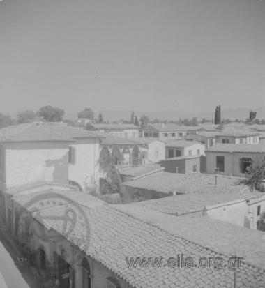 Στέγες.