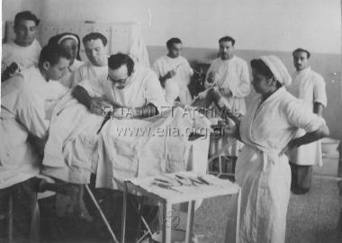 Χειρουργείο στο Ελληνικό νοσοκομείο Σενεγκάλιας.