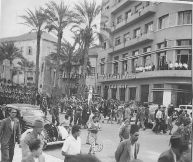 Παρέλαση ελληνικού αγήματος κατά την επέτειο της 25ης Μαρτίου.