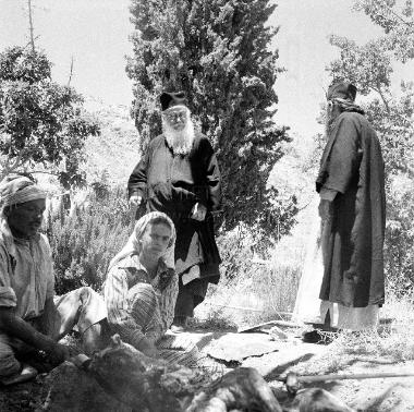 Μονή Αγίας Αικατερίνης Σινά. Στο κέντρο ο ηγούμενος της μονής, Αρχιεπίσκοπος Σινά Πορφύριος Γ΄.