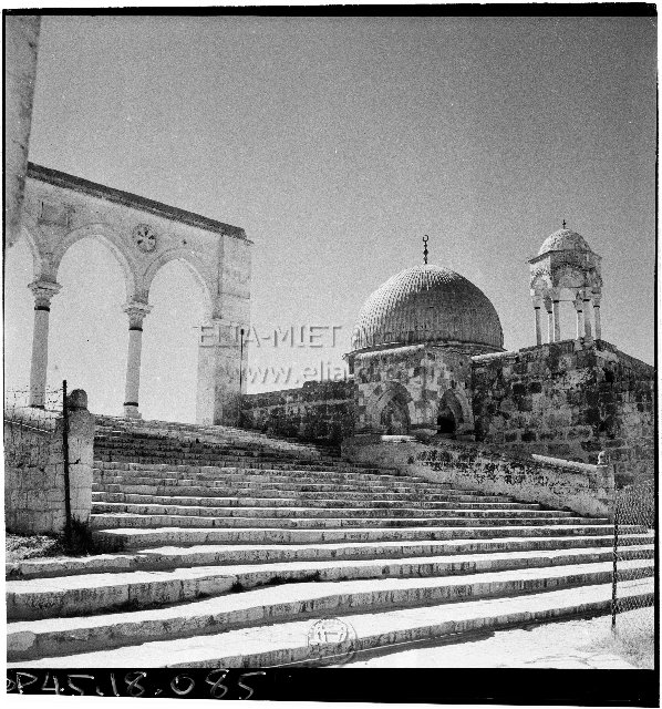 Ιερουσαλήμ, Ιούλιος 1956. Τέμενος Haram ash-Sharif, κλίμακα προς το τζαμί αλ-Άκσα.
