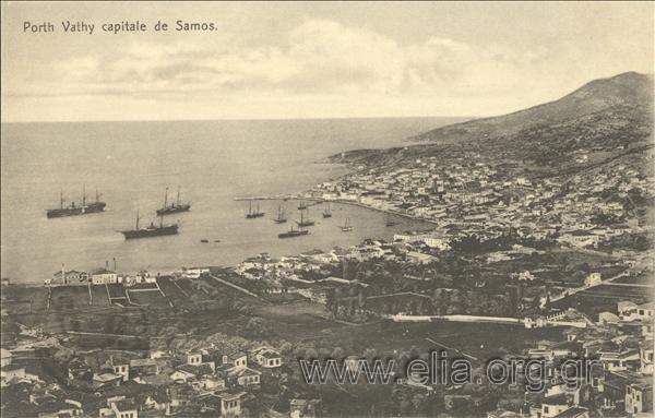 Port Vathy capitale de Samos.