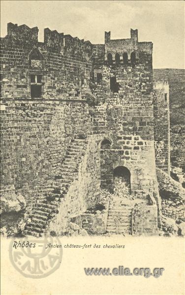 Rhodes - Ancien chateau-fort des chevaliers.