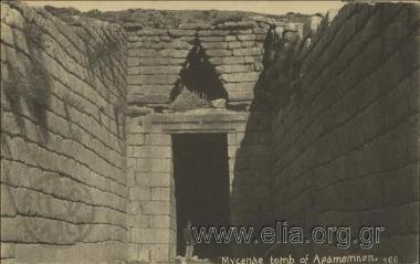 Mycenae tomb of Agamemnon.