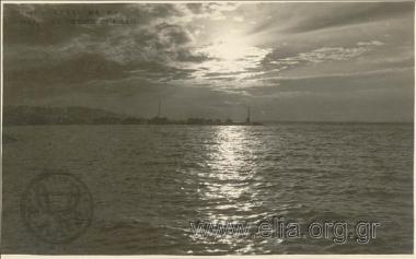 Πάτραι. Δύση ηλίου.