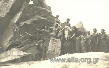 Δελφικές γιορτές. Προμηθέας του Αισχύλου.