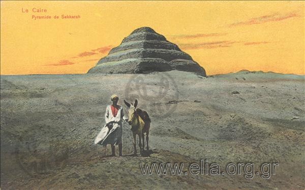 Le Caire. Pyramide de Sakkarah.