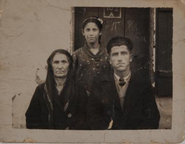 Οικογένεια Ξανθίππης Παπαδούλου-Αλβανίδου από την Καλλιθέα