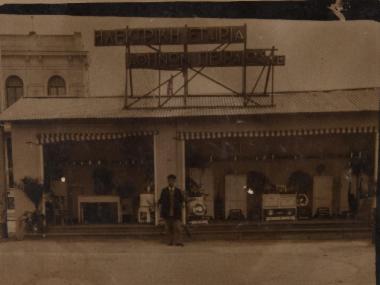 Ο Παναγιώτης Αλβανίδης του Ευσταθίου στην Ηλεκτρική Εταιρεία Αθηνών-Πειραιώς Α.Ε. το 1936