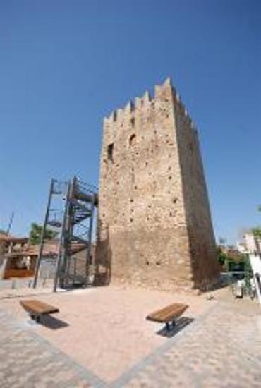 Μεσαιωνικός πύργου Βασιλικού