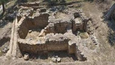 Λουτρά της πρωτοβυζαντινής περιόδου στην Αντίκυρα