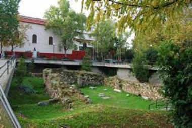 Πλατεία Ηνωμένων Εθνών Θήβας