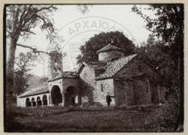 Άποψις της εκκλησίας της Κοιμήσεως εις το χωρίον Ζερβάτι.