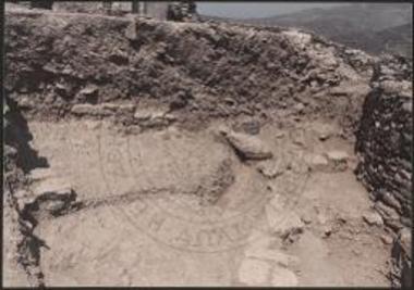 Άποψη του χώρου Β και Α της πυράς 