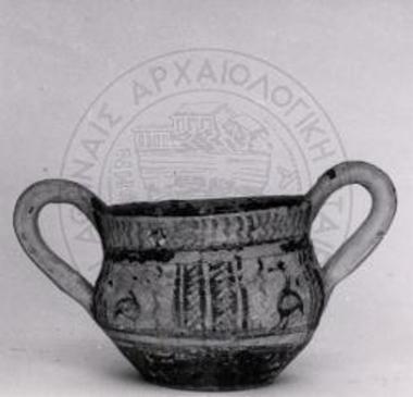 Σχήματα γεωμετρικών αγγείων. Σκύφος κανθαρόσχημος.