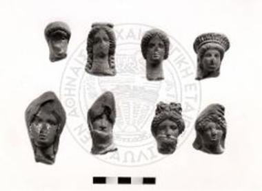 Πειραιάς. Ιερό της Αρτέμιδος Μουνιχίας. Τμήματα ειδωλίων.