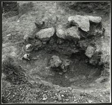 Ανασκαφή Νεκροταφείου Νάξου