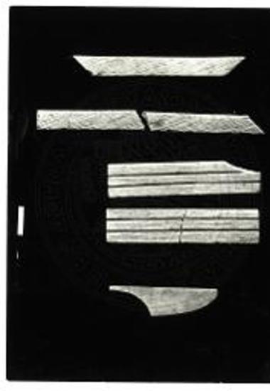 Κινητά ευρήματα από το μνημειακό οικοδόμημα του 