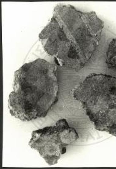 Φίλιπποι. Σπαράγματα τοιχογραφιών εκ του άνω ορόφου του επισκοπείου.