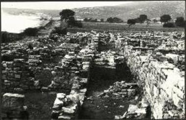 Μεσημβρία. Ο νότιος δρόμος μετά τη στερέωση.