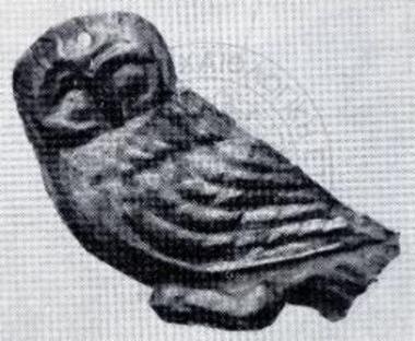 Χρυσή γλαύξ εκ των χωμάτων του θολωτού τάφου 3.