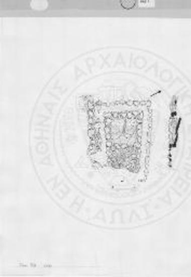 Κάτοψη και τομή Α-Α΄ του τάφου 8.